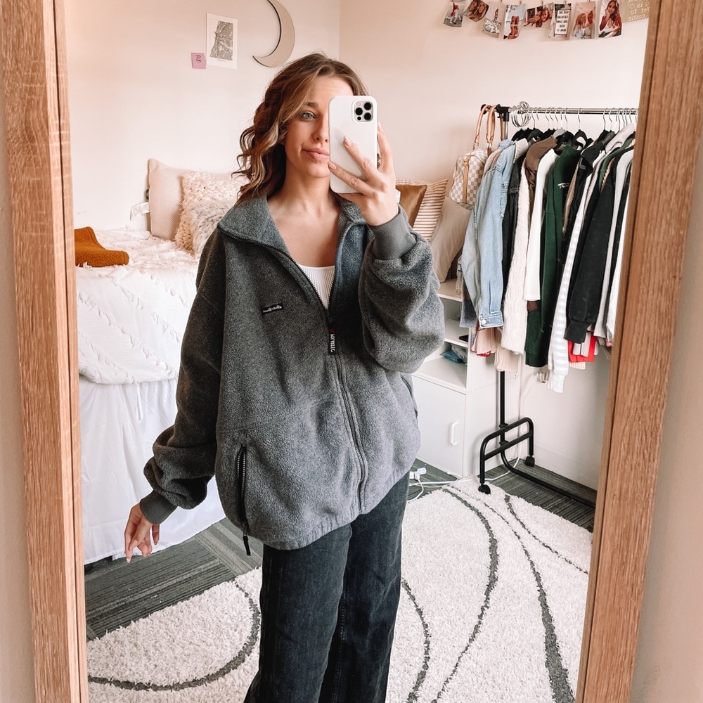 Eddie Bauer Gray Cozy Zip Up Fleece!! - Picture 1 of 10